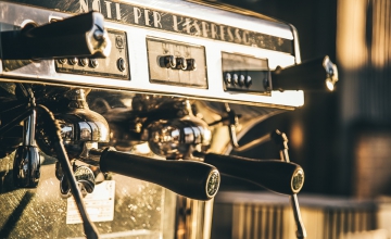 11 ways to attract more customers to your coffee shop